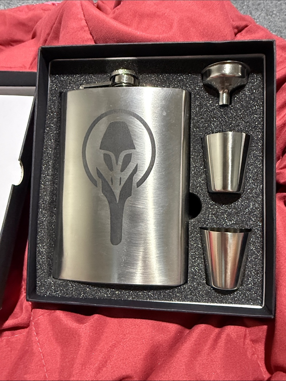 Star Wars Flask Gift Set with Funnel & Shot Cups